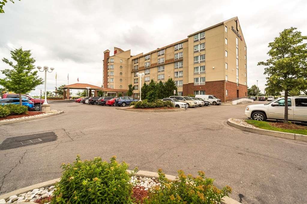 Monte Carlo Inn Vaughan Suites Exterior photo
